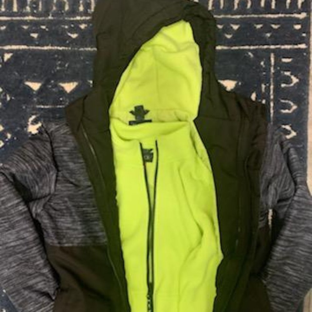 Children's Place 2 piece coat with fleece zip sweater L-10/12